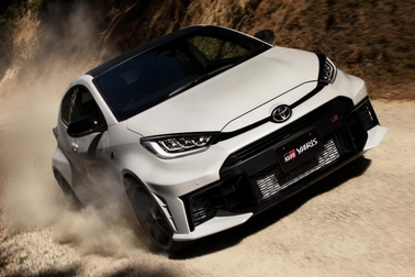 RZ“High performance”［GR-DAT（8AT・4WD）］