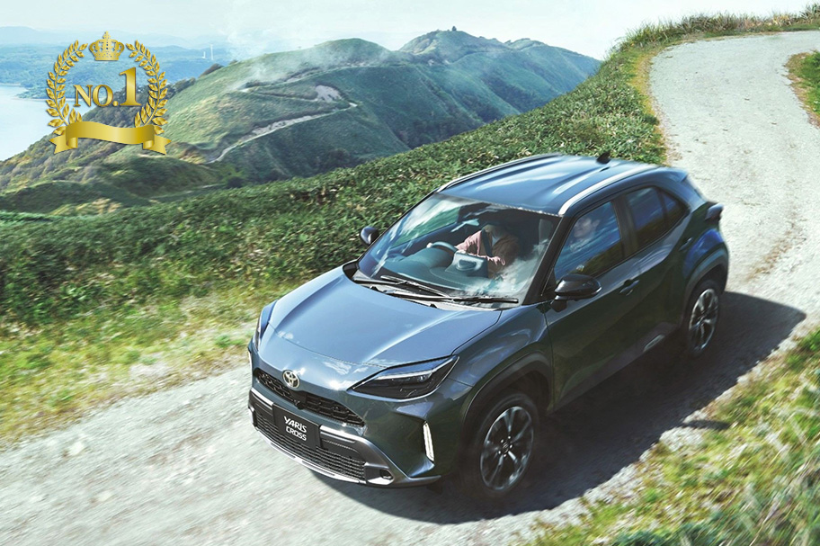 1位飾り_ヤリスクロス(2603～)