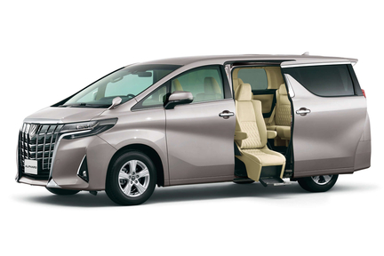 X“サイドリフトアップチルトシート装着車”（4WD）